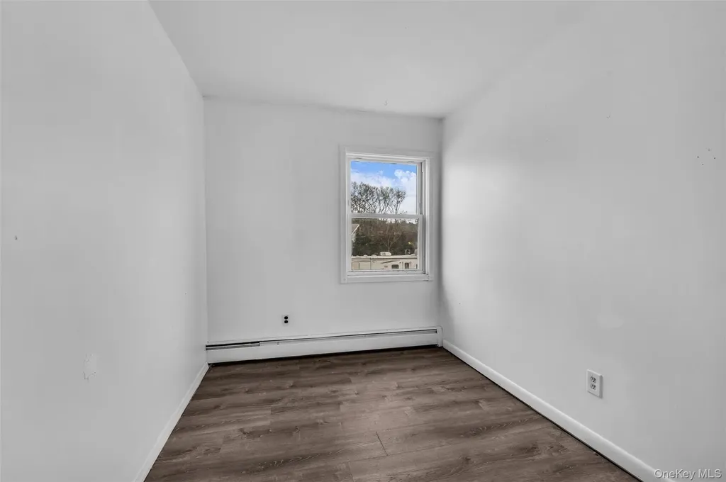 13 Riverside Avenue Mastic Beach NY 11951