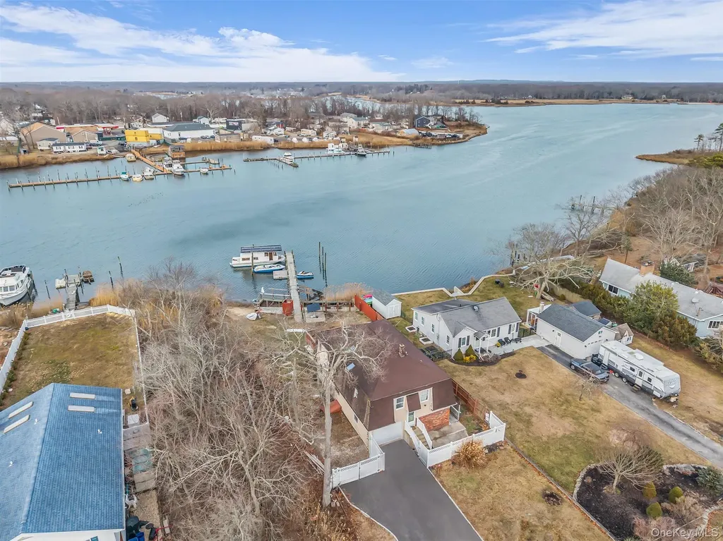13 Riverside Avenue Mastic Beach NY 11951