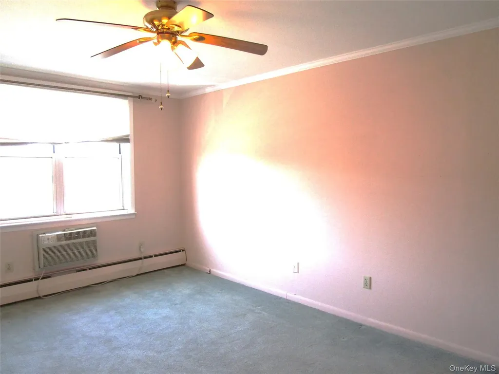 40 Daley Place Lynbrook NY 11563