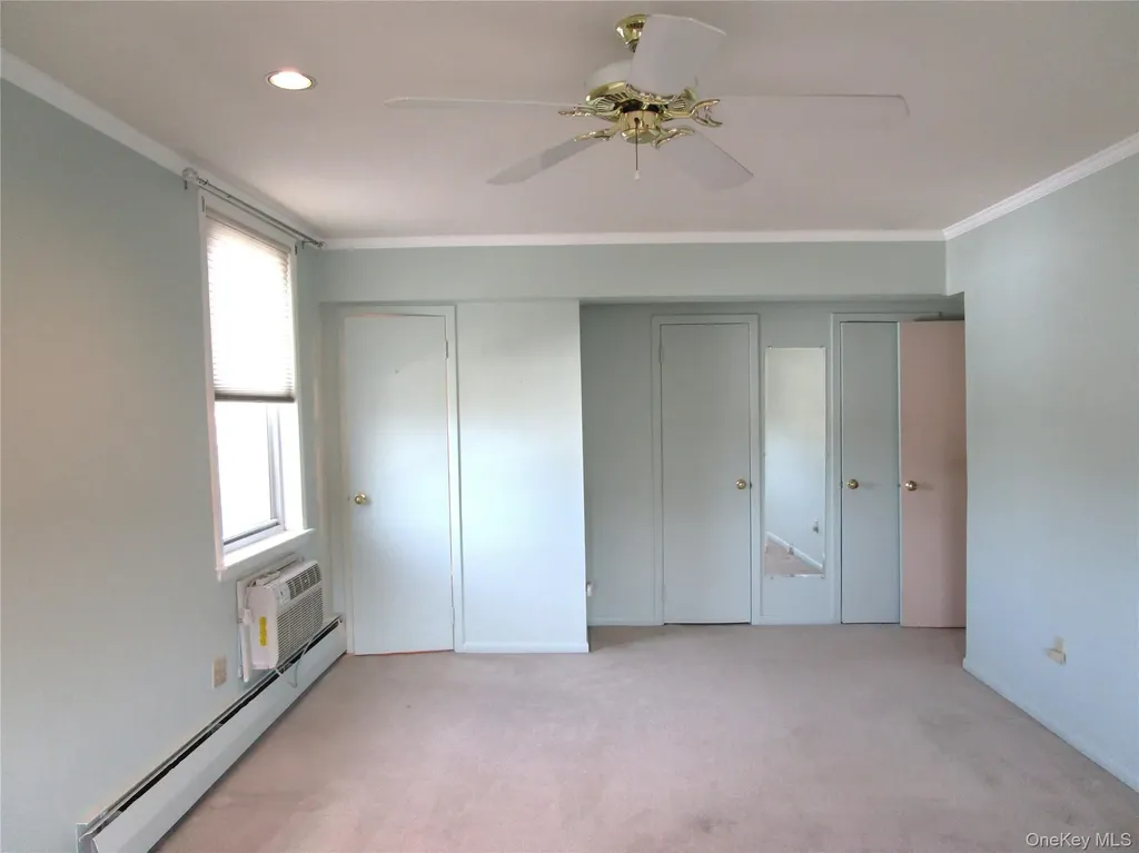 40 Daley Place Lynbrook NY 11563