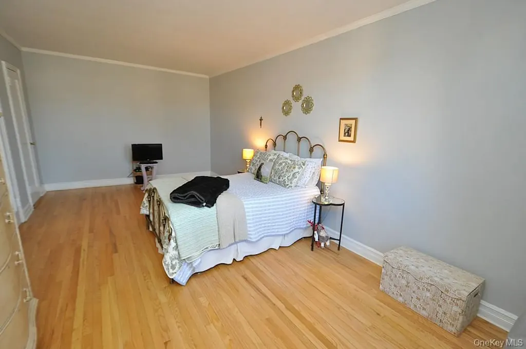 253 Garth Road Scarsdale NY 10583