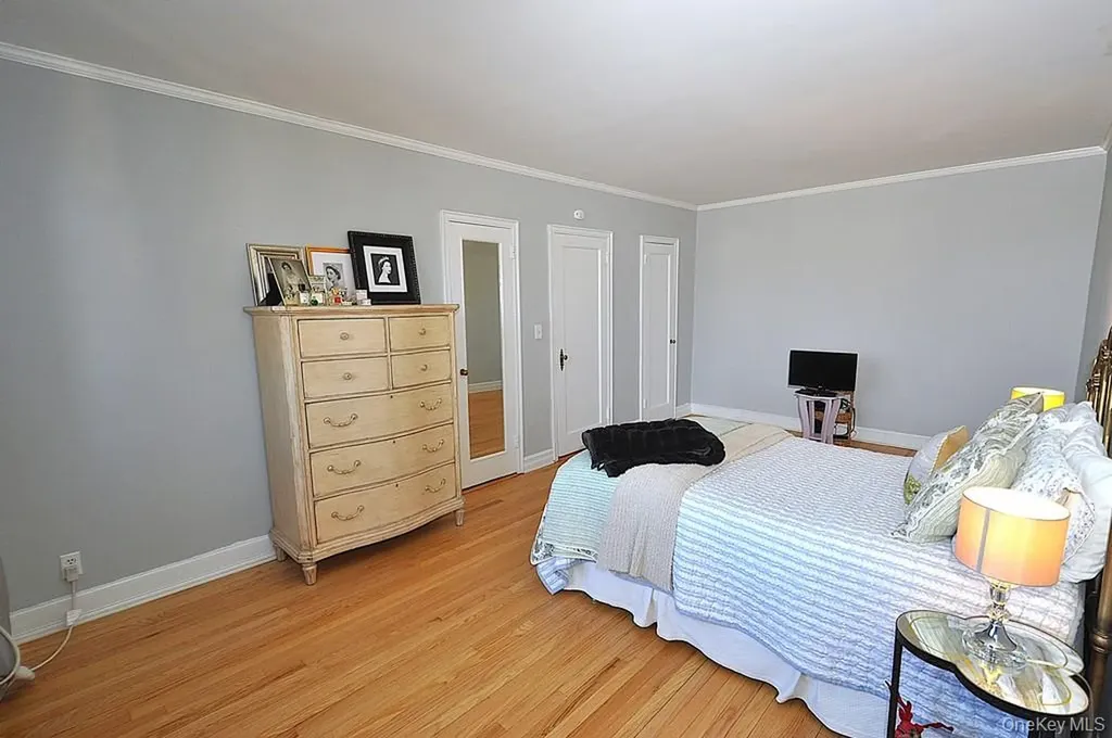 253 Garth Road Scarsdale NY 10583