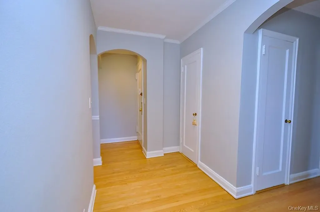 253 Garth Road Scarsdale NY 10583
