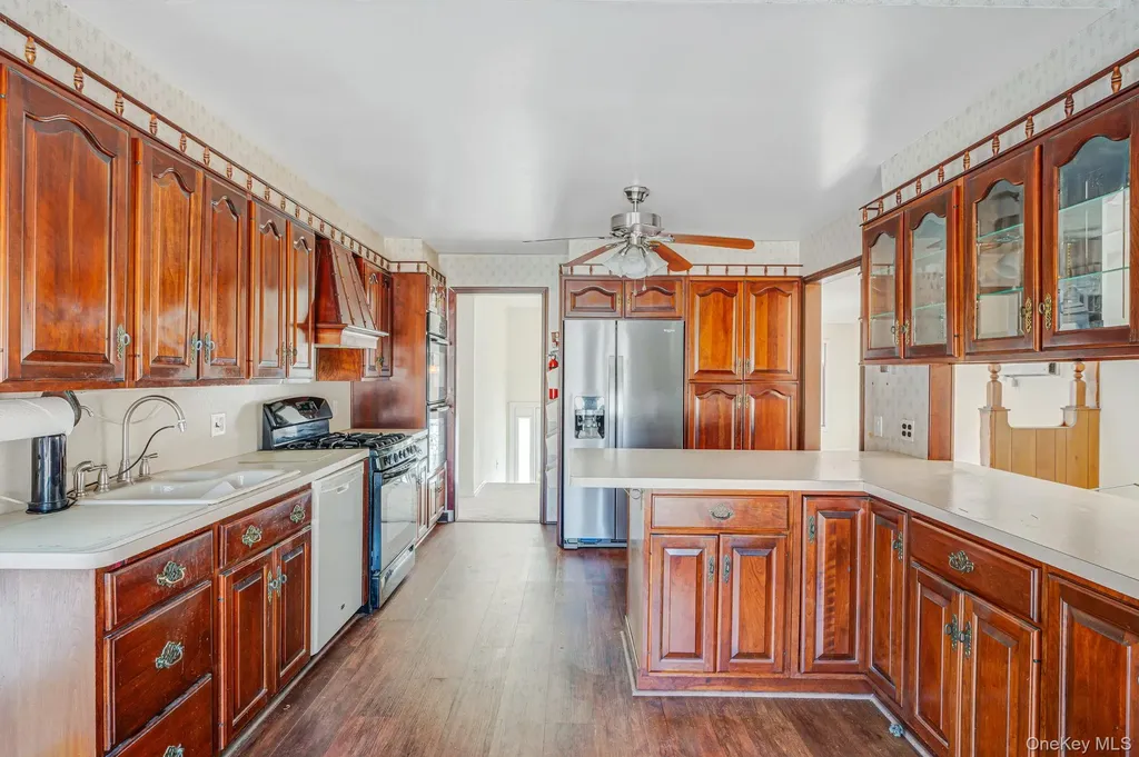109 Utica Street Bay Shore NY 11706