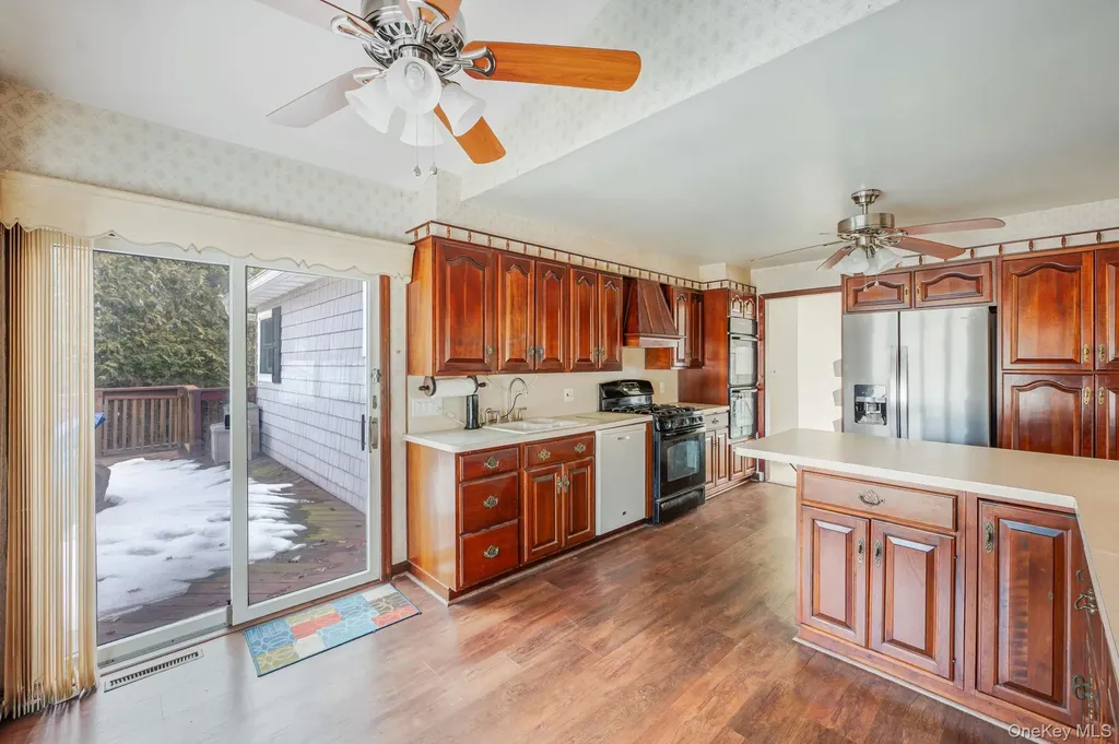 109 Utica Street Bay Shore NY 11706
