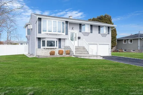 109 Utica Street Bay Shore NY 11706