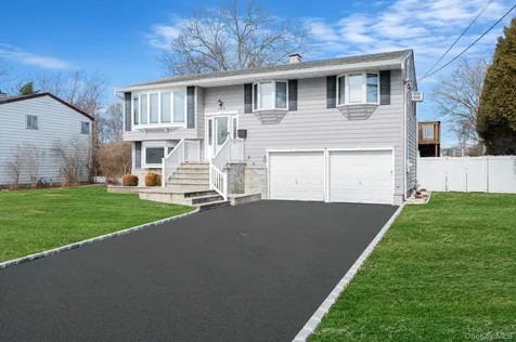 109 Utica Street Bay Shore NY 11706