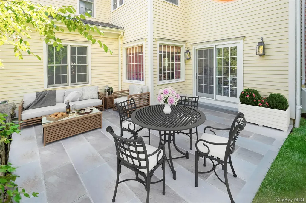 14 Cider Mill Circle Armonk NY 10504