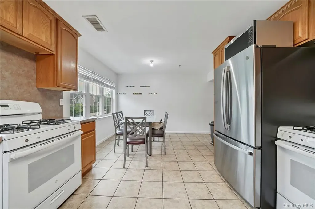 8 Elm Street Spring Valley NY 10977