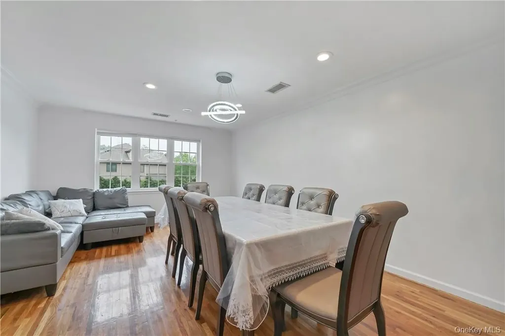 8 Elm Street Spring Valley NY 10977