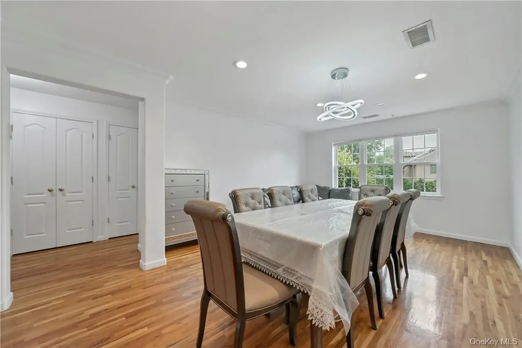 8 Elm Street Spring Valley NY 10977