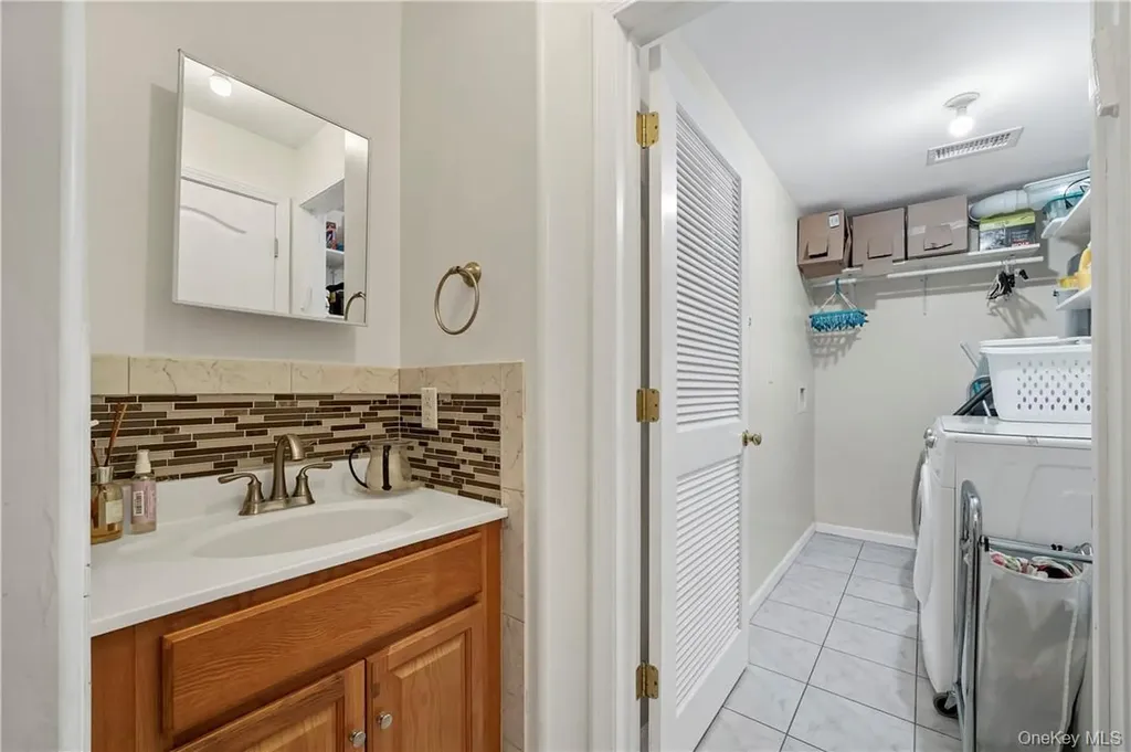 8 Elm Street Spring Valley NY 10977