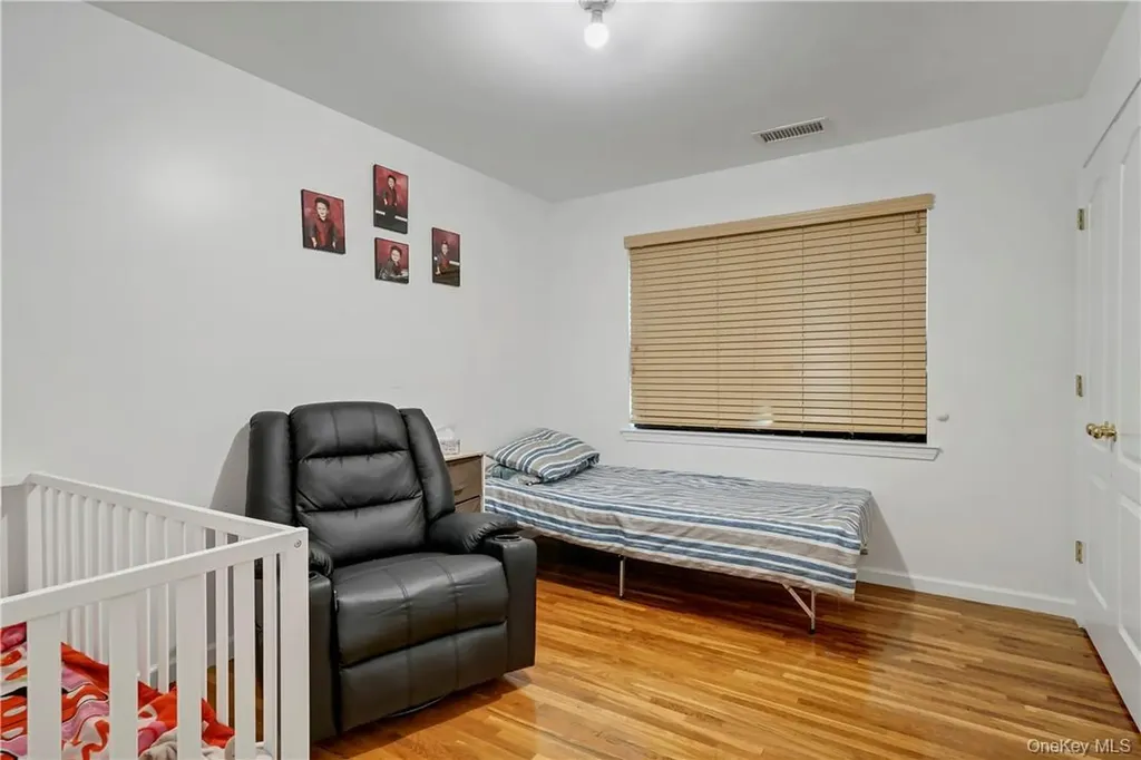 8 Elm Street Spring Valley NY 10977