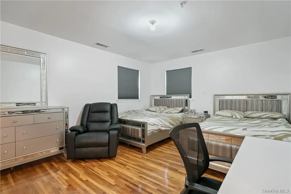 8 Elm Street Spring Valley NY 10977
