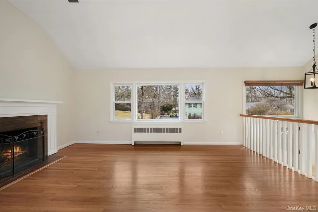 23 Apple Lane Briarcliff Manor NY 10510