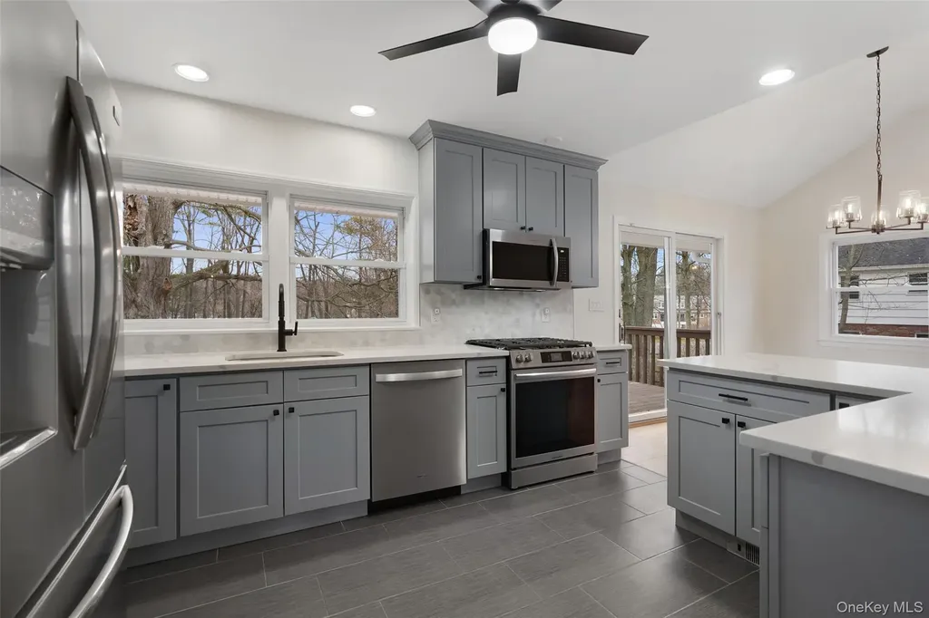 23 Apple Lane Briarcliff Manor NY 10510