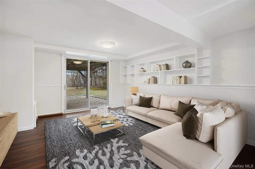 23 Apple Lane Briarcliff Manor NY 10510