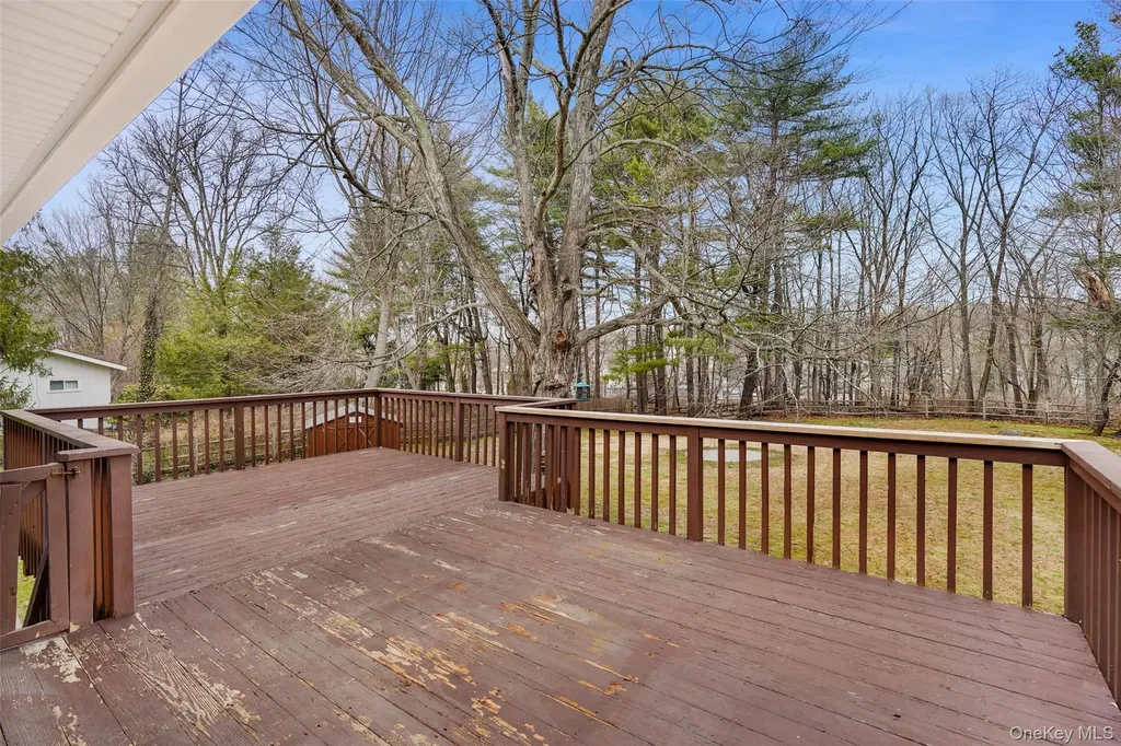 23 Apple Lane Briarcliff Manor NY 10510