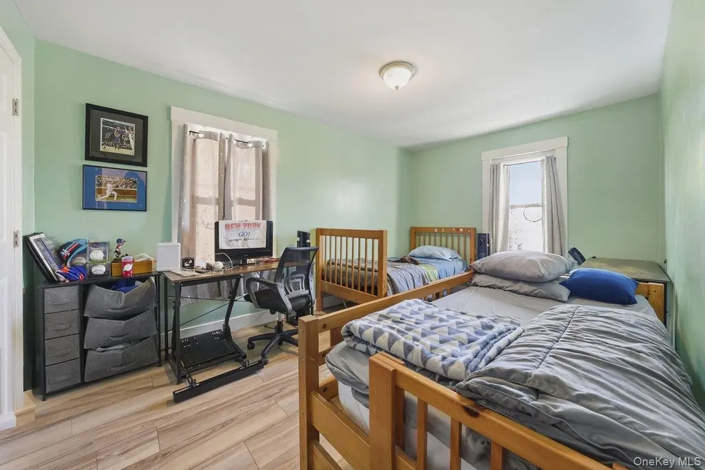 96 Gordon Street Yonkers NY 10701