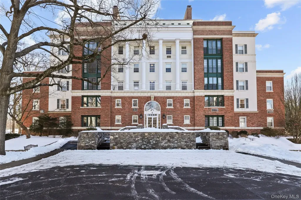 6 Brooklands Bronxville NY 10708