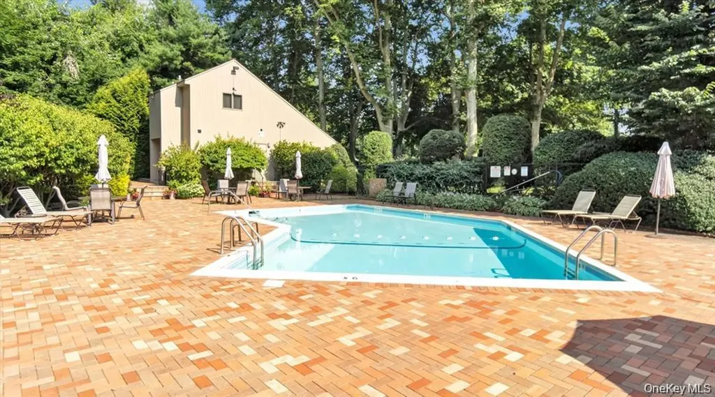 3 Willada Lane Glen Cove NY 11542