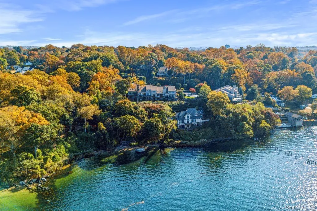 3 Willada Lane Glen Cove NY 11542