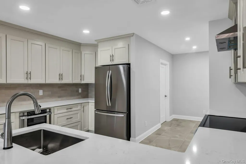3 Willada Lane Glen Cove NY 11542