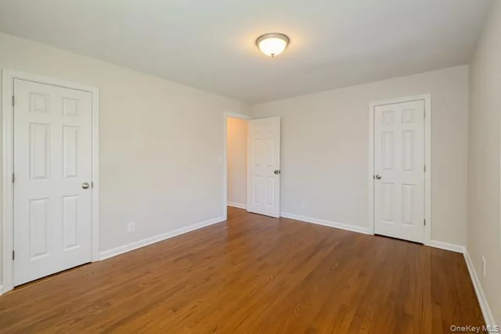 29 Avon Road Hewlett NY 11557