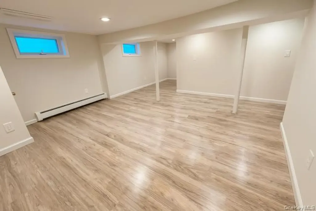 29 Avon Road Hewlett NY 11557