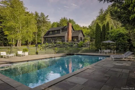 9 Black Bear Road Bearsville NY 12409