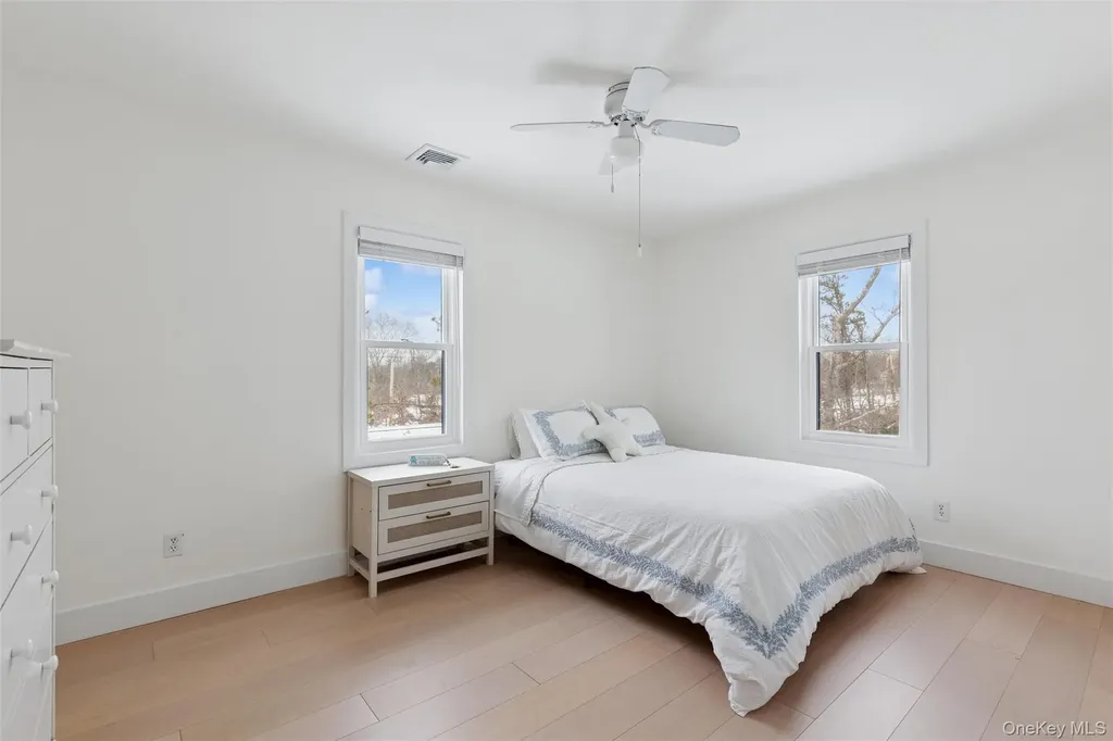 34 Starboard Road Hampton Bays NY 11946