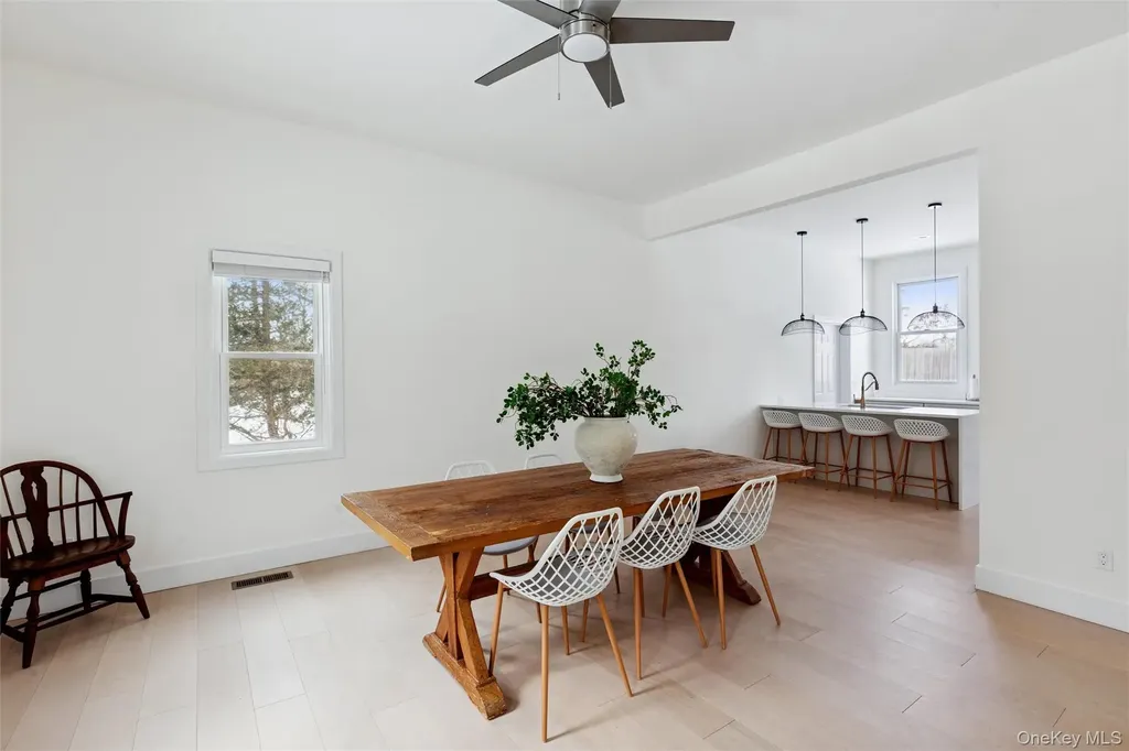 34 Starboard Road Hampton Bays NY 11946