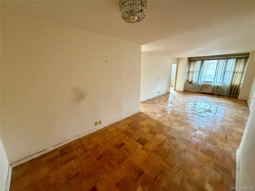 70-25 Yellowstone Boulevard Forest Hills NY 11375