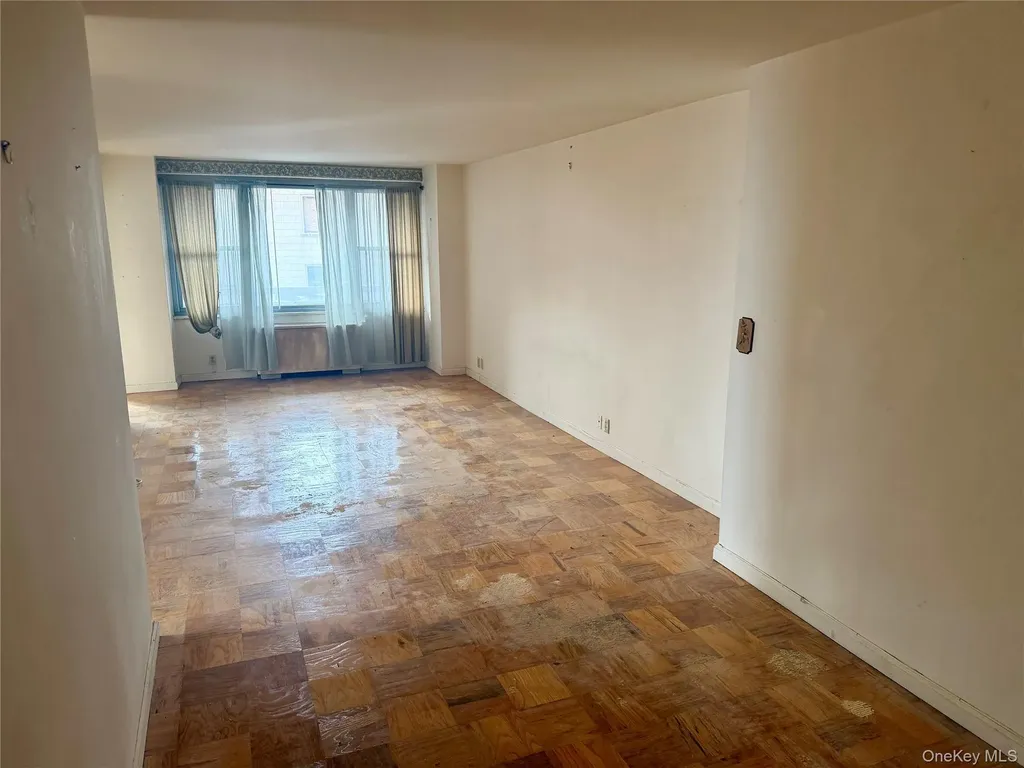 70-25 Yellowstone Boulevard Forest Hills NY 11375