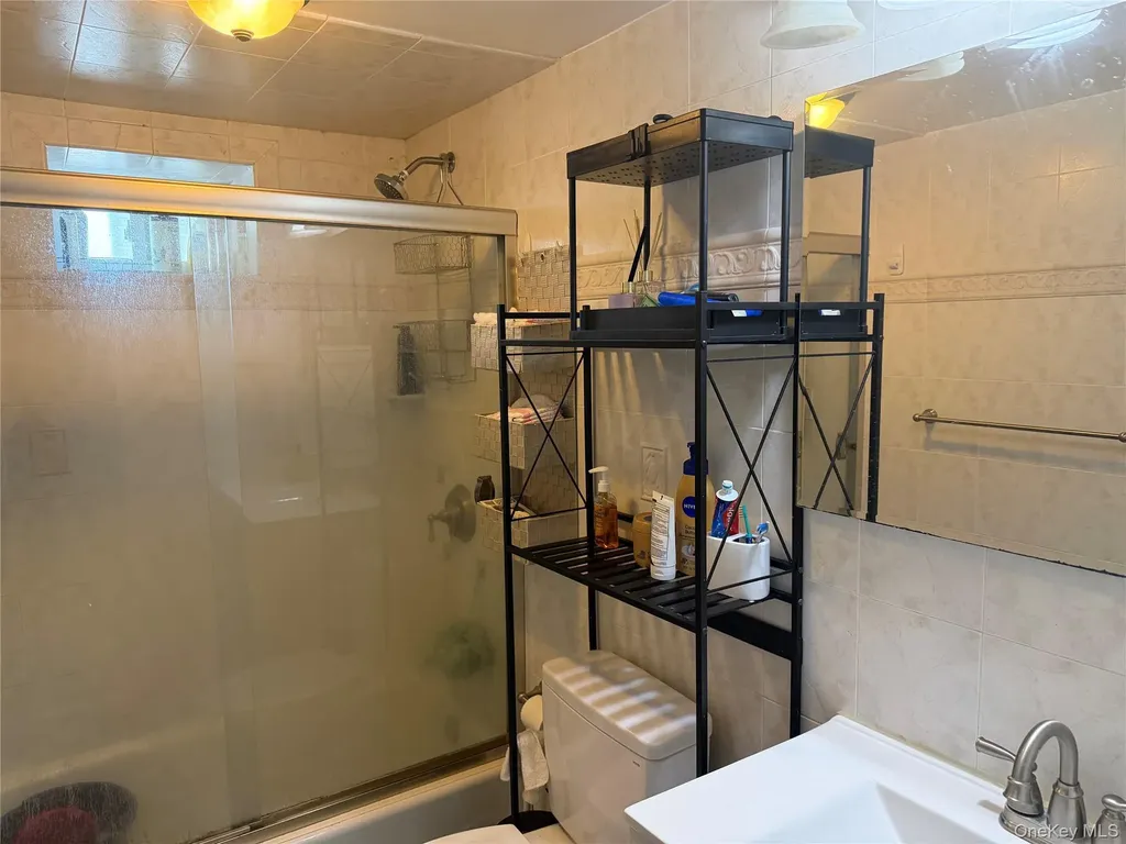 458 Carlls Path Deer Park NY 11729