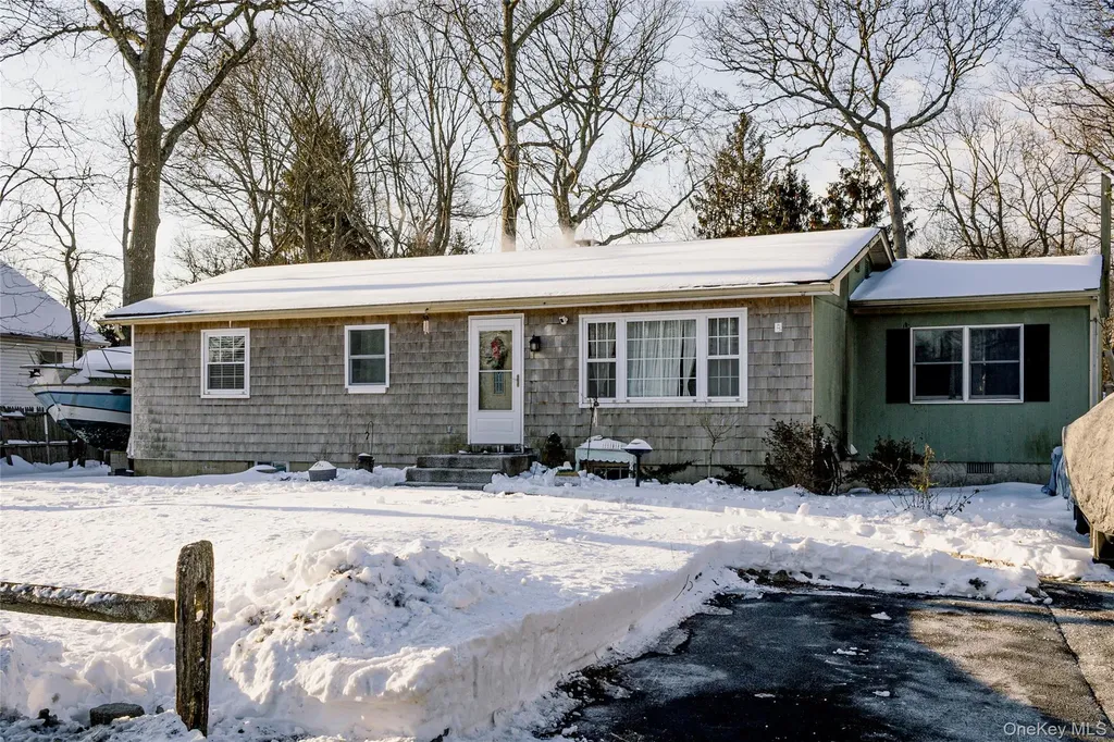 150 Wavecrest Drive Mastic Beach NY 11951