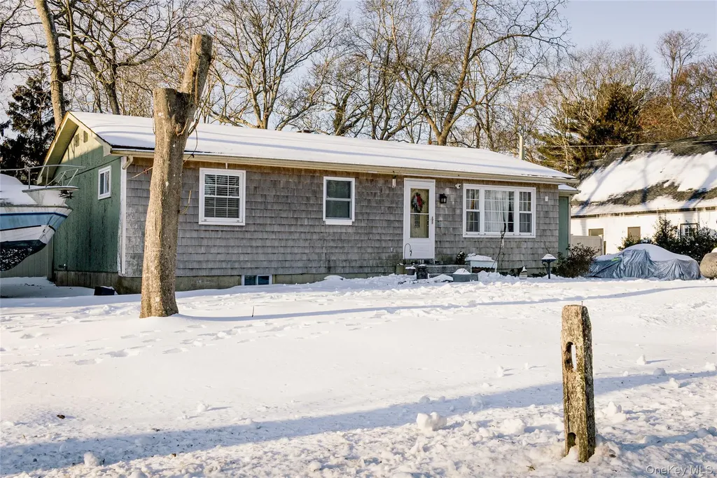 150 Wavecrest Drive Mastic Beach NY 11951