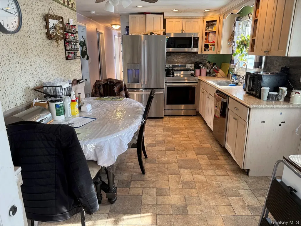 150 Wavecrest Drive Mastic Beach NY 11951