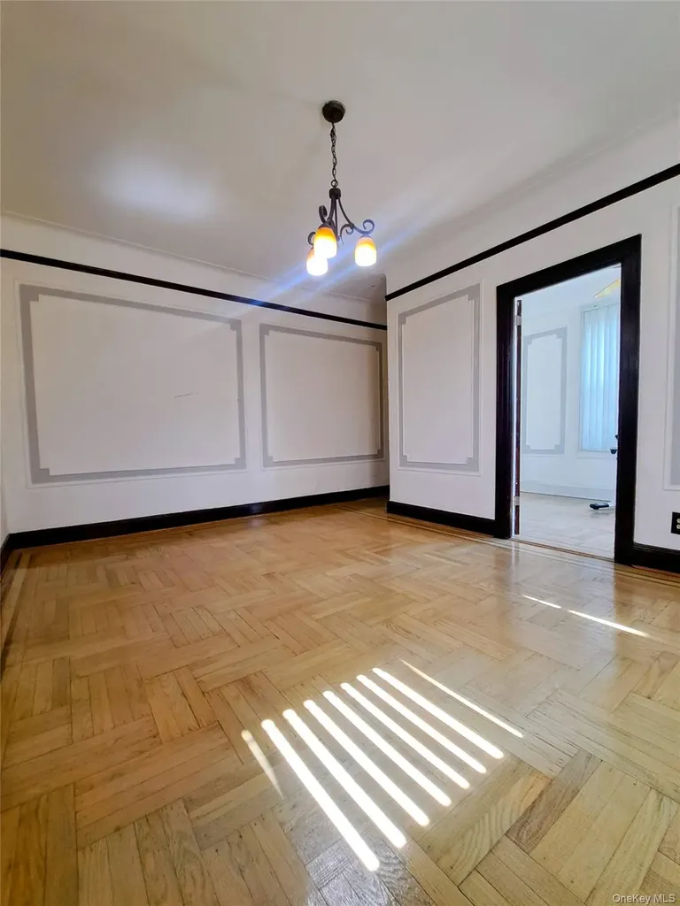 8839 82nd Avenue Glendale NY 11385