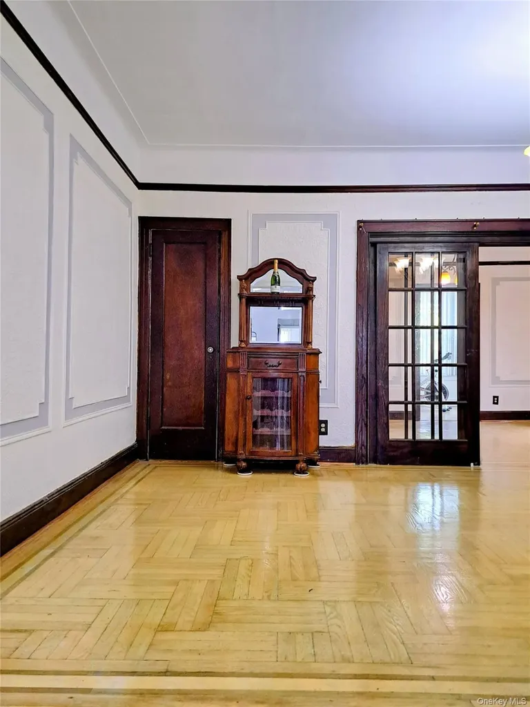 8839 82nd Avenue Glendale NY 11385