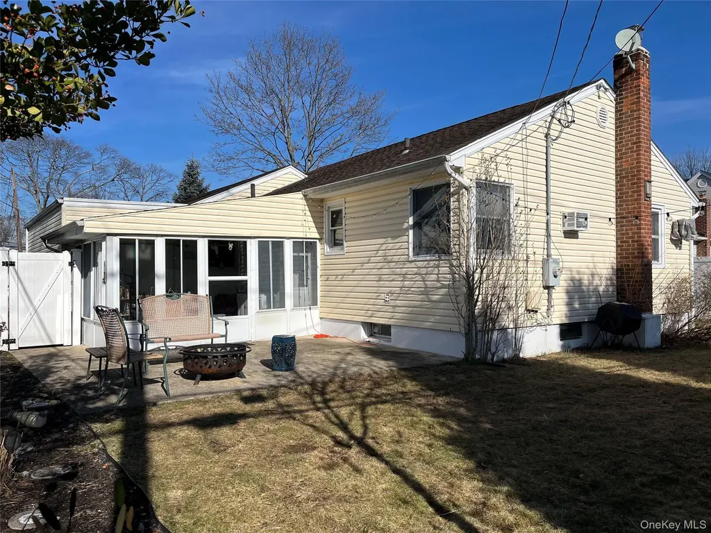 3610 Locust Avenue Seaford NY 11783