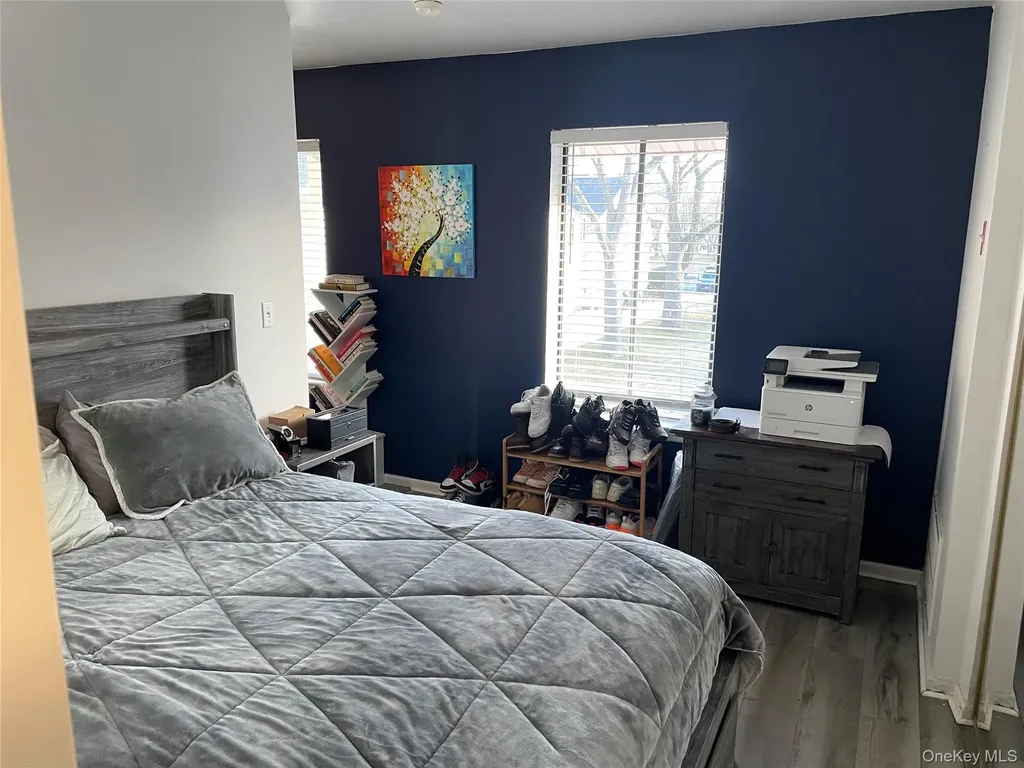40 Navajo Court Coram NY 11727