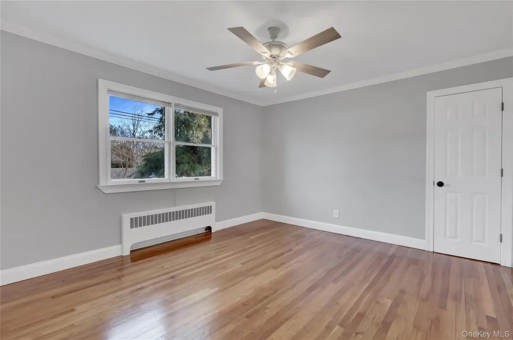 1336 Potter Boulevard Bay Shore NY 11706
