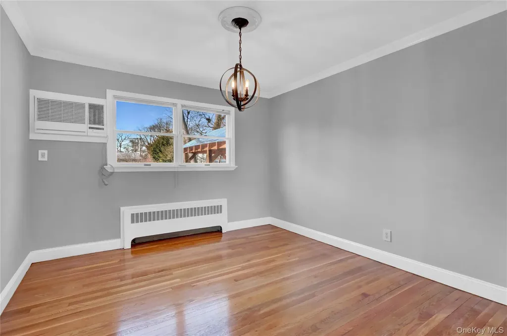 1336 Potter Boulevard Bay Shore NY 11706