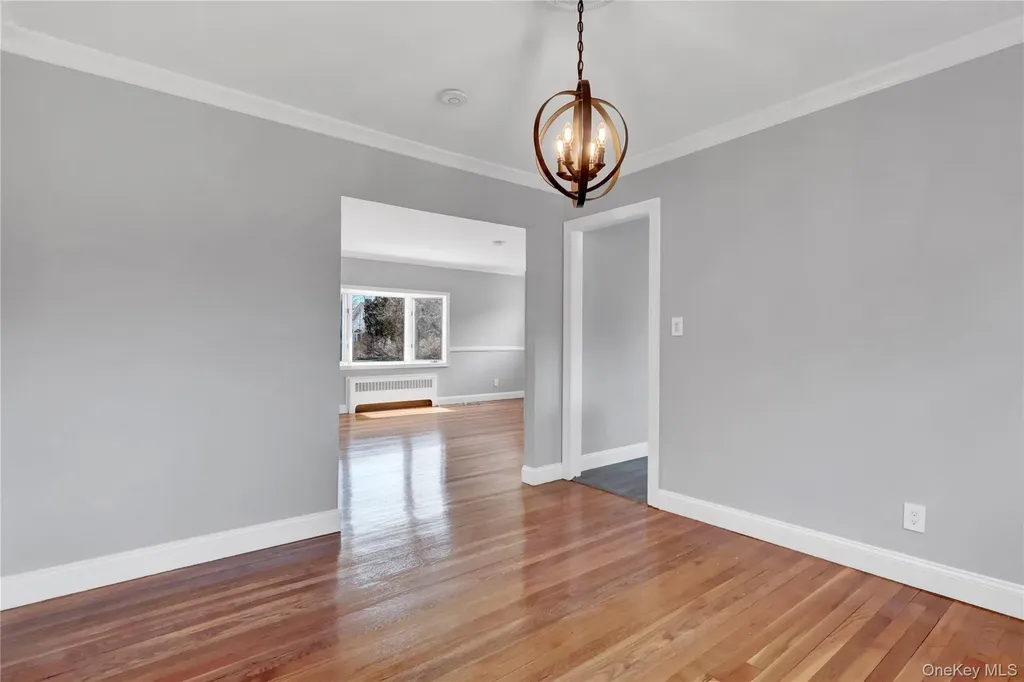 1336 Potter Boulevard Bay Shore NY 11706