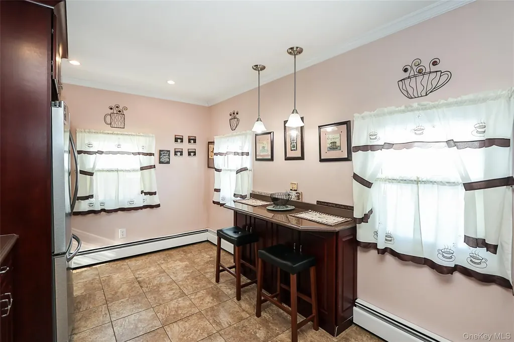 70 Corncrib Lane Levittown NY 11756