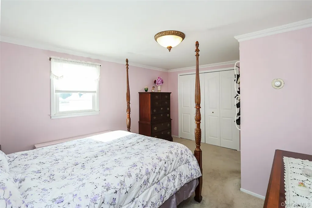 70 Corncrib Lane Levittown NY 11756