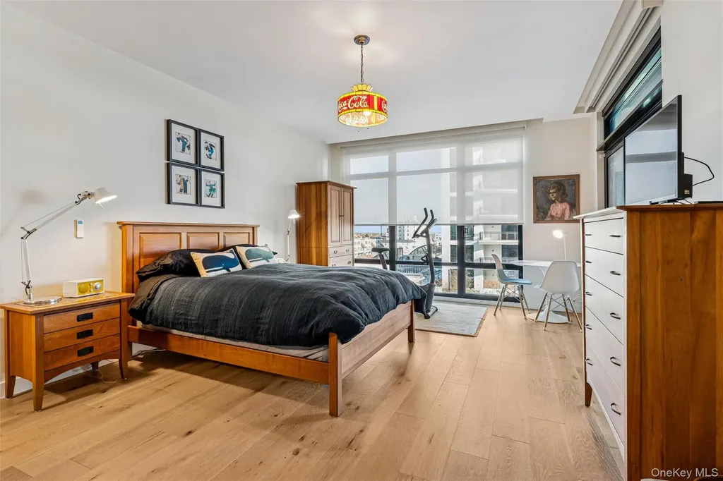 100 Boardwalk Long Beach NY 11561