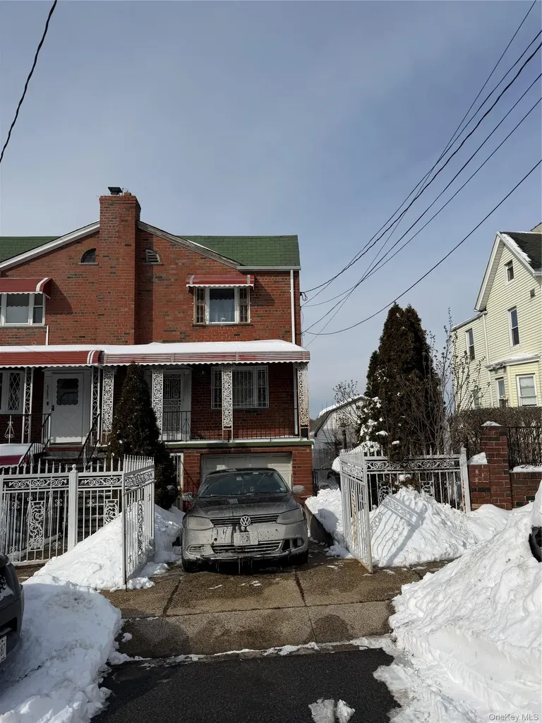 4727 Matilda Avenue Bronx NY 10470