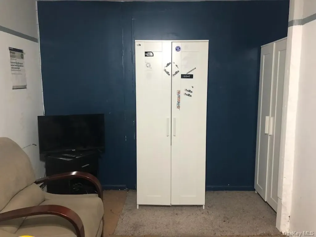 4727 Matilda Avenue Bronx NY 10470